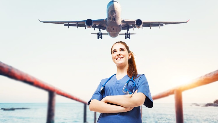 How to Become a Travel Nurse?